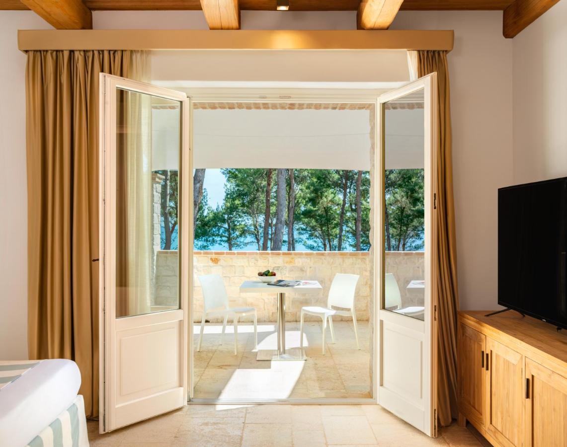 Deluxe Double Room Balcony Sea View Spa Access,1000032093:JPEG