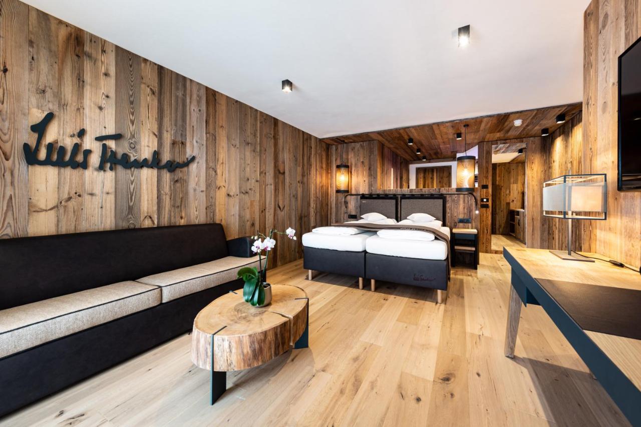 Deluxe Room,1007691847:JPEG