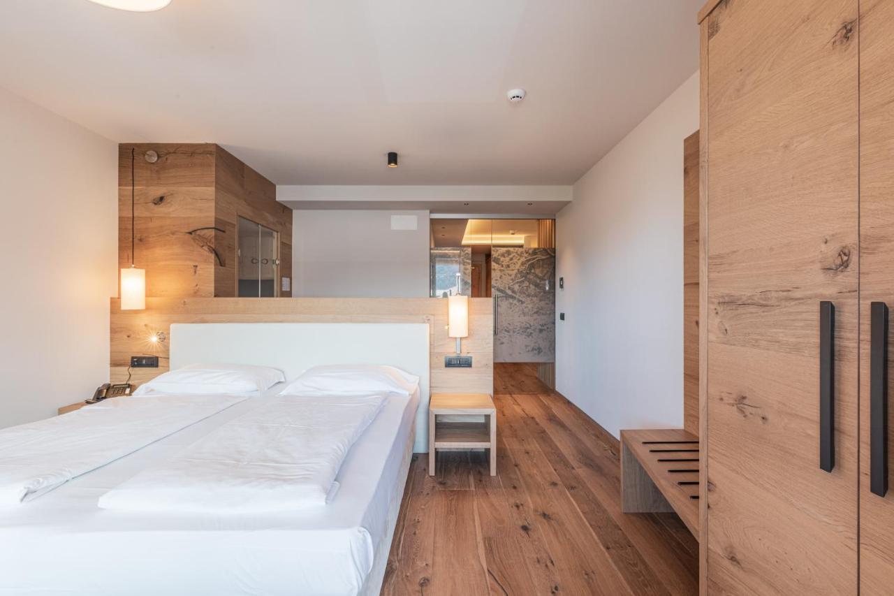 Suite with Sauna,1015169137:JPEG