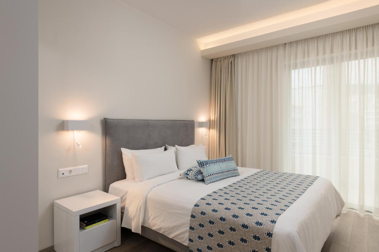 Two-Bedroom Apartment (4-5 Adults),1208023783:JPEG