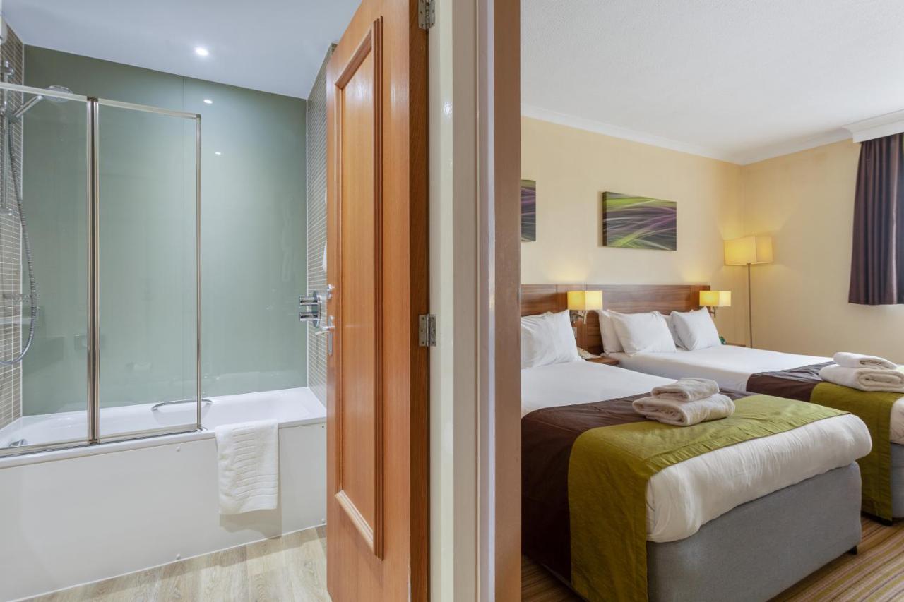 Standard Double Room with Two Double Beds