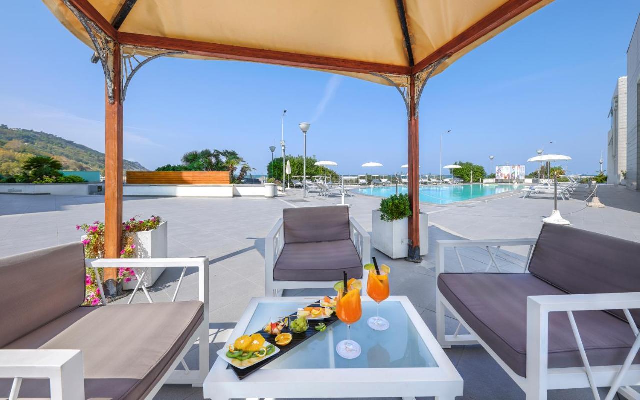 Vierpersoonskamer met Balkon