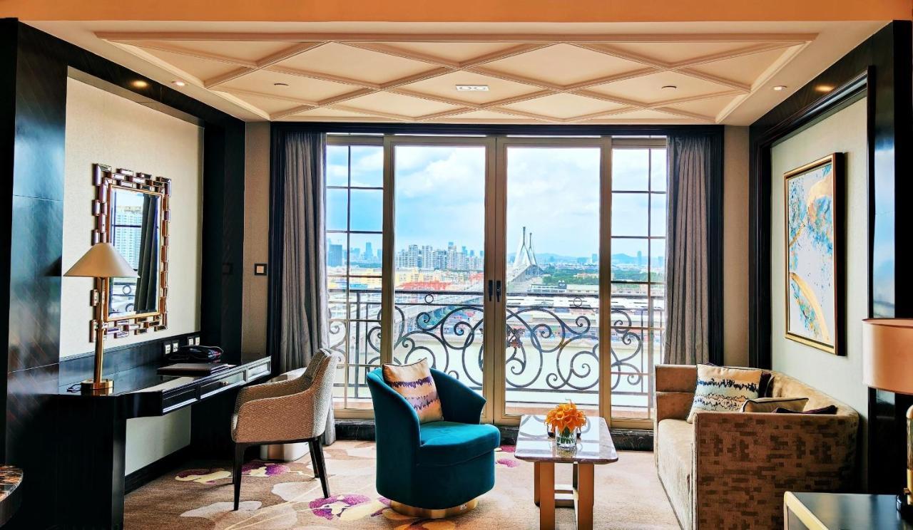 Quarto Duplo com Vista do Lago