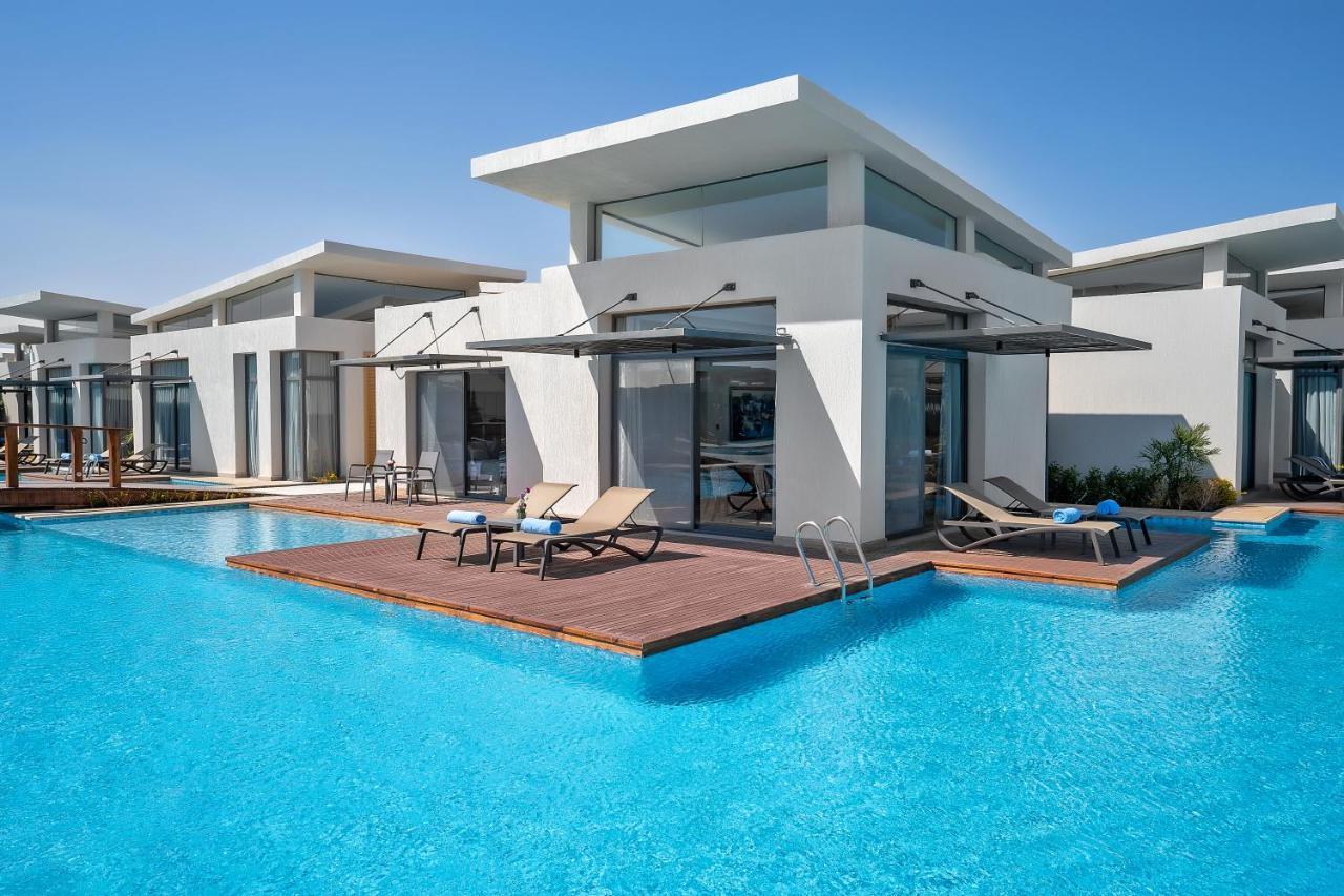 Villa com Piscina e 2 Camas Individuais