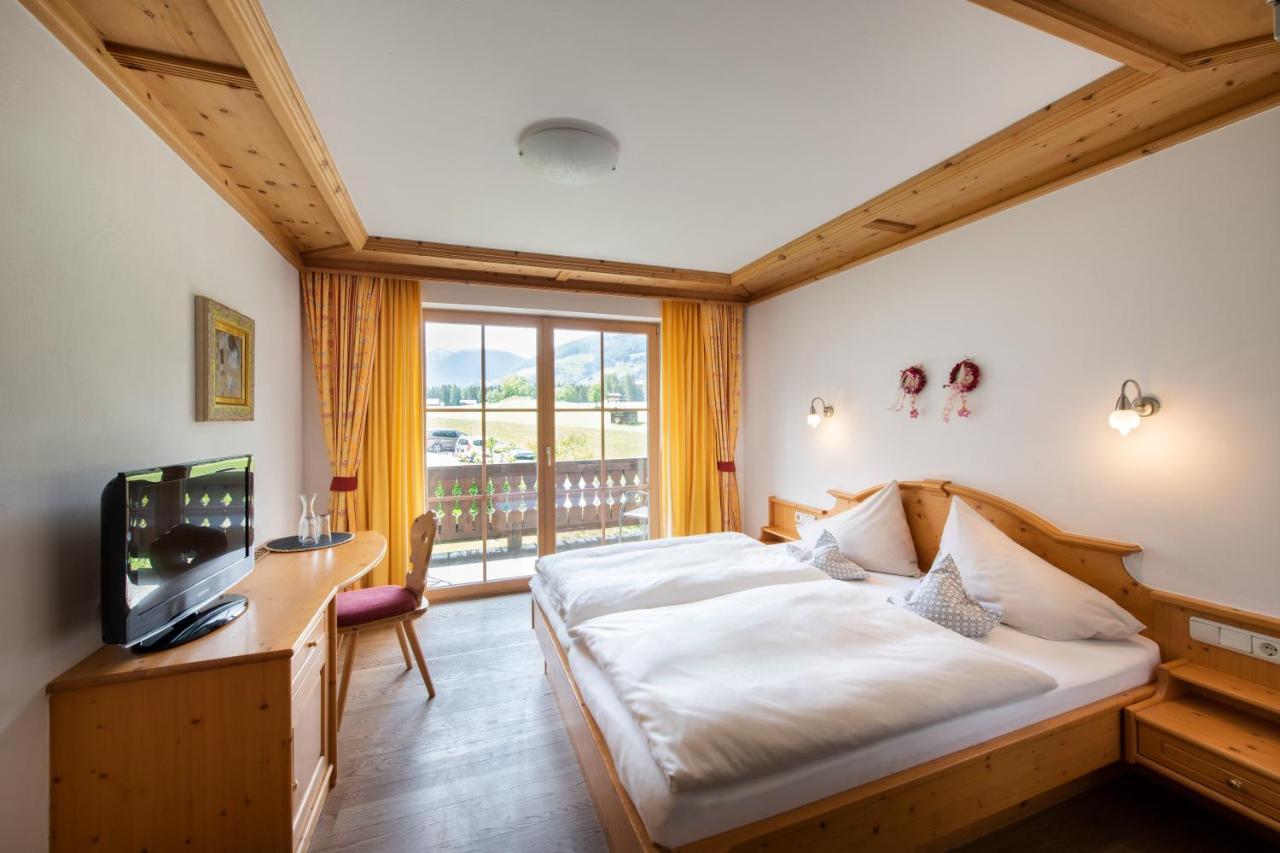 Small Double Room,1589213125:JPEG