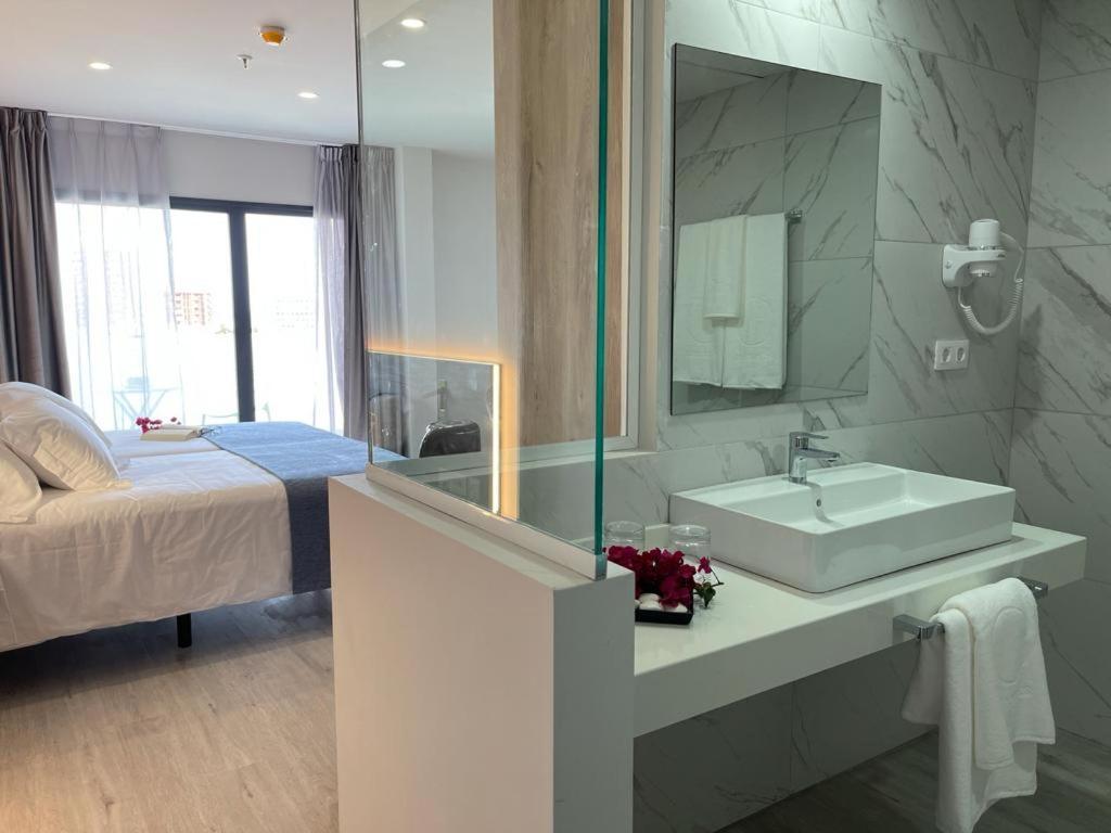 Single Room Balcony