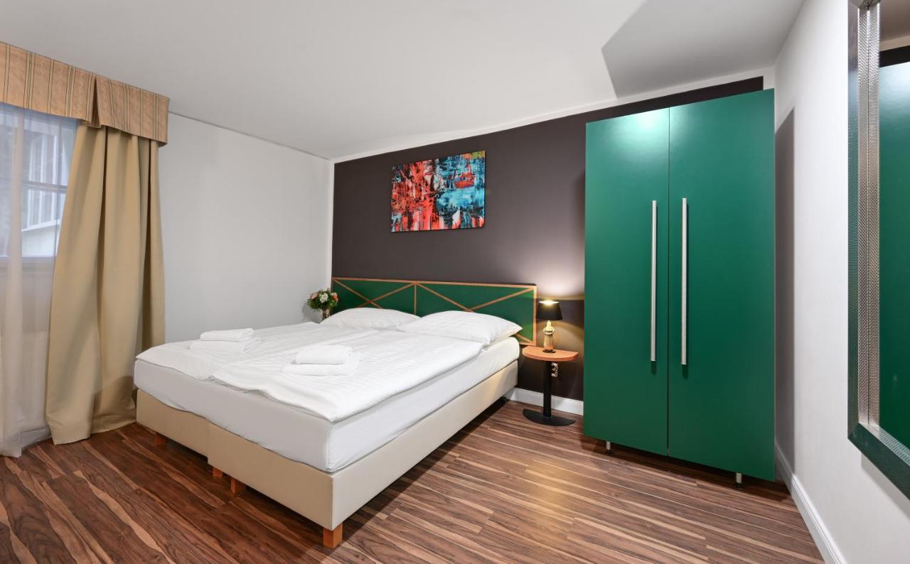 Double Room in Basement,1149878662:JPEG