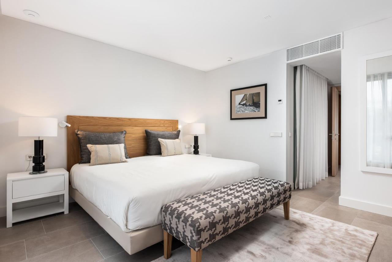 Two-Bedroom Suite Sea View