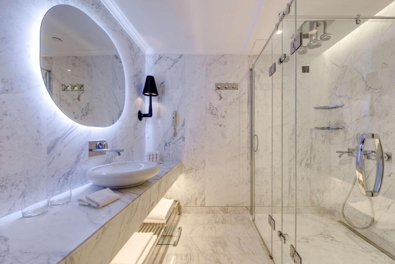 Suite with Balcony and Garden View,1216598377:JPEG