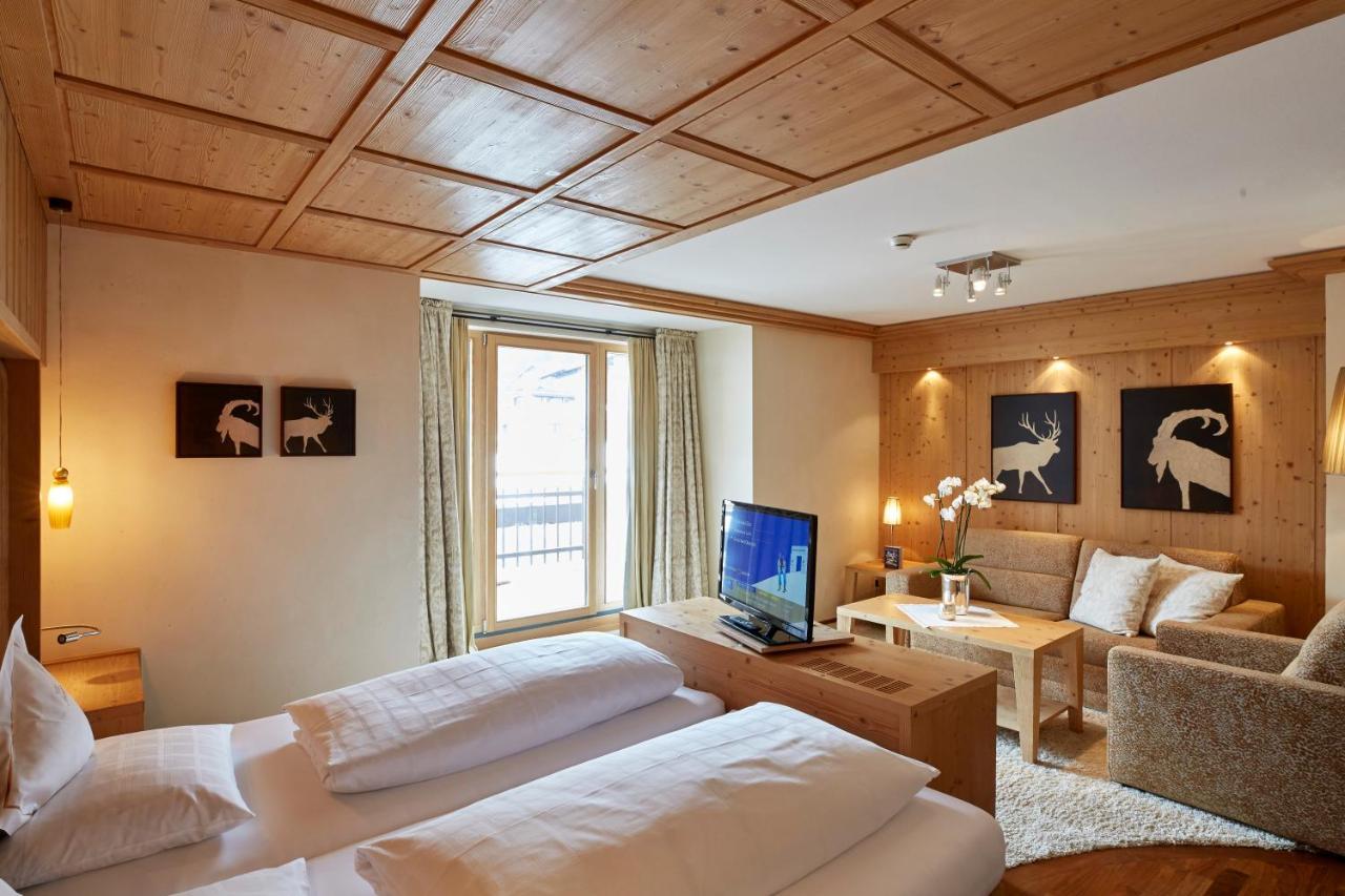 Junior Suite with Mountain View