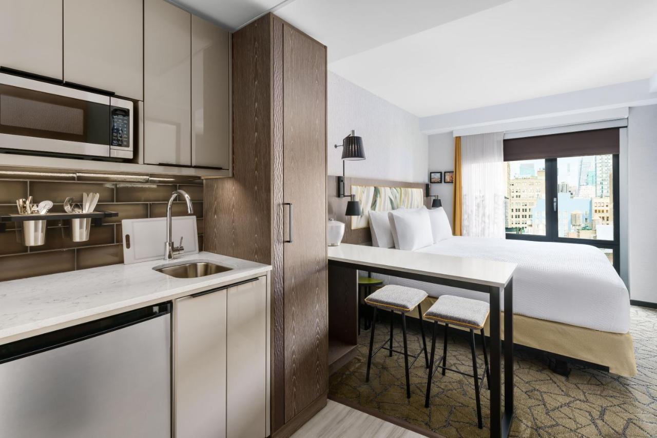 Estúdio com Vista Cidade, Mini-Kitchenette e 1 Cama King-size