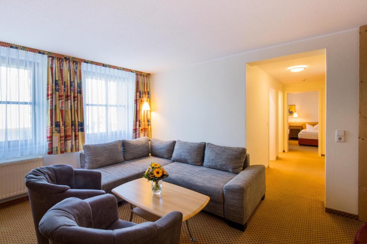 Two-Bedroom Apartment,1181364574:JPEG