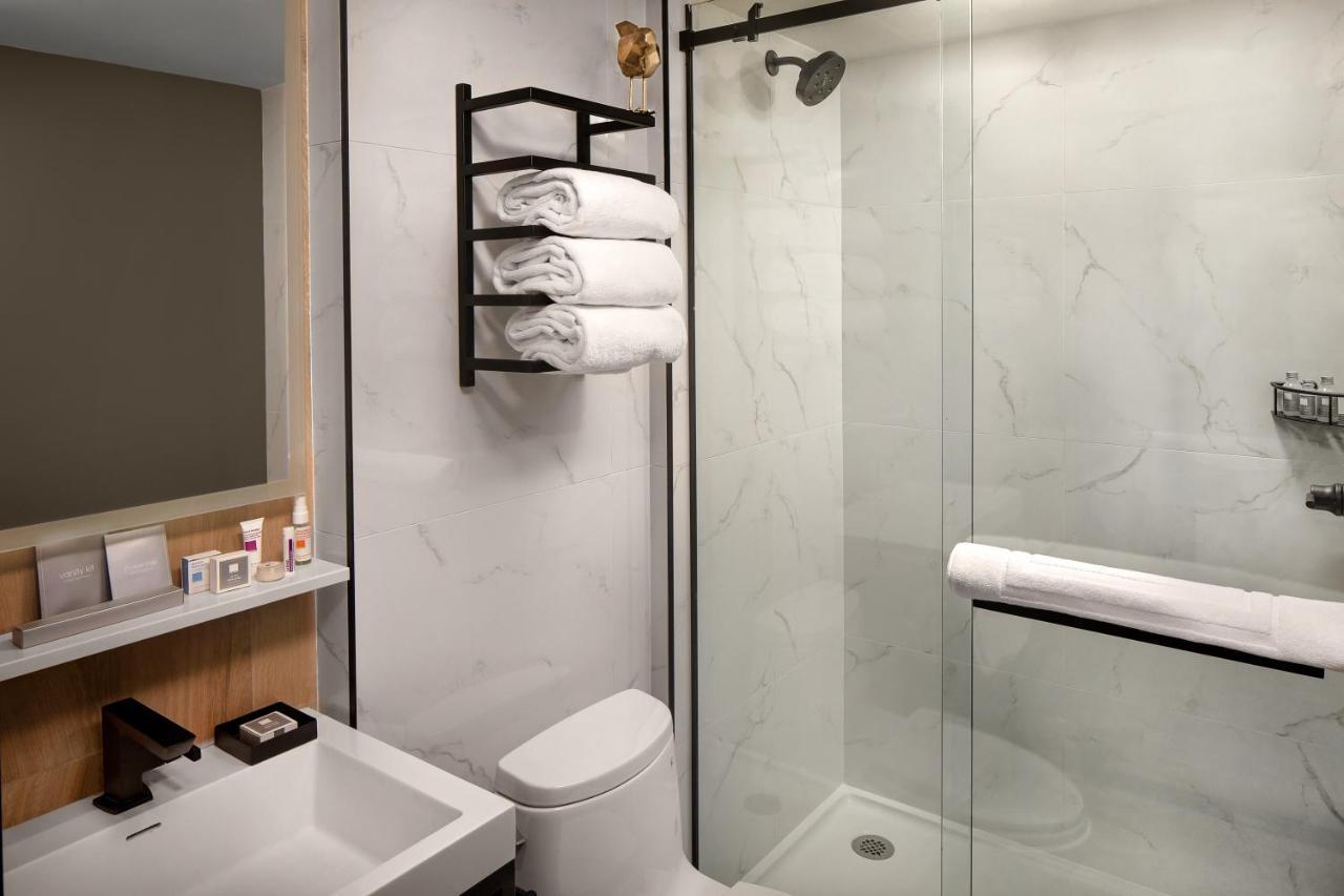 Premium Double Room with Two Double Beds - High Floor