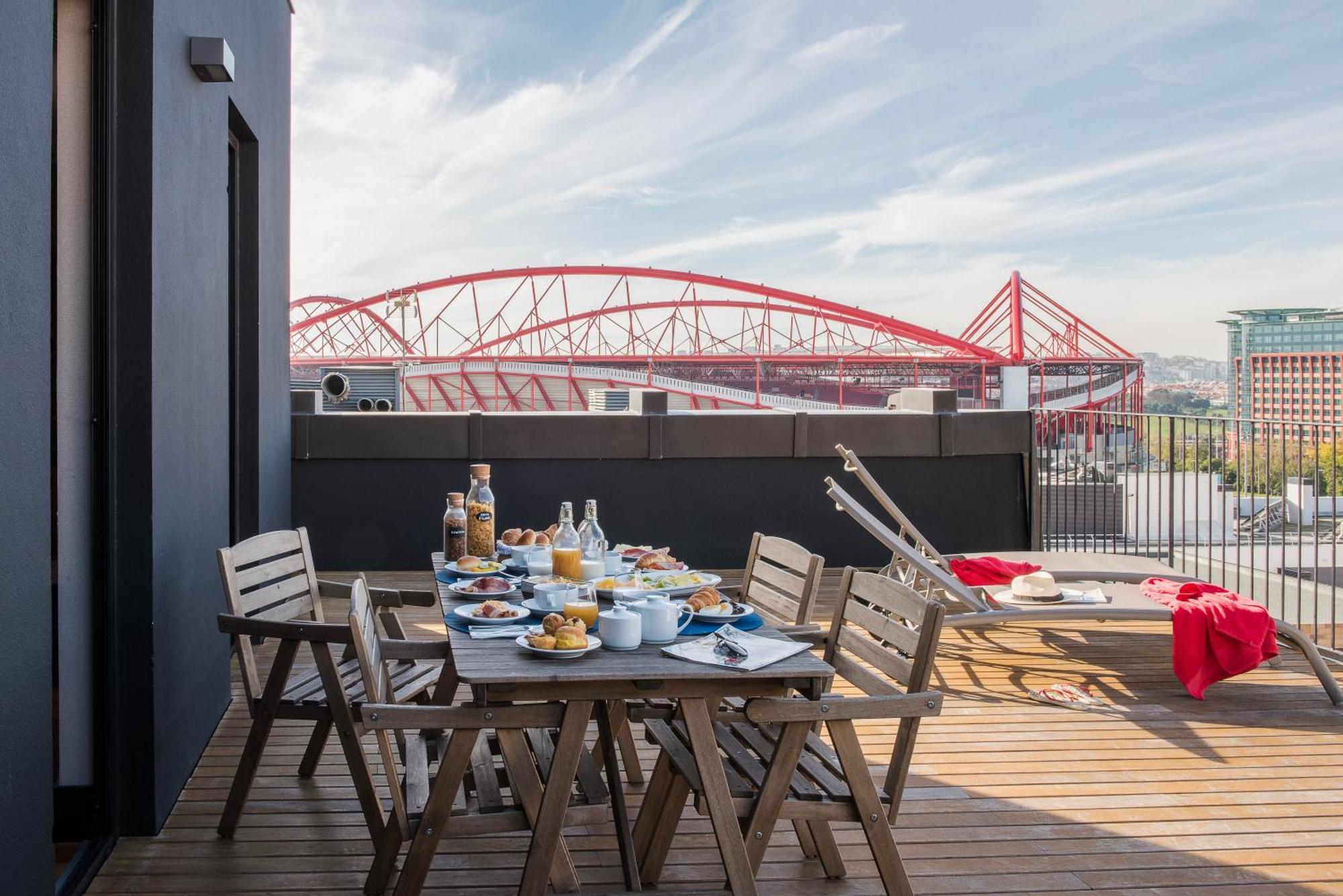 Two-Bedroom Apartment Stadium View