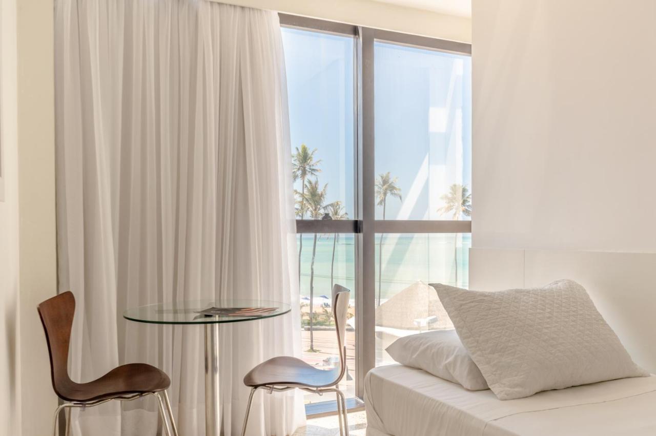 Quarto Triplo Premium com Vista Mar Lateral