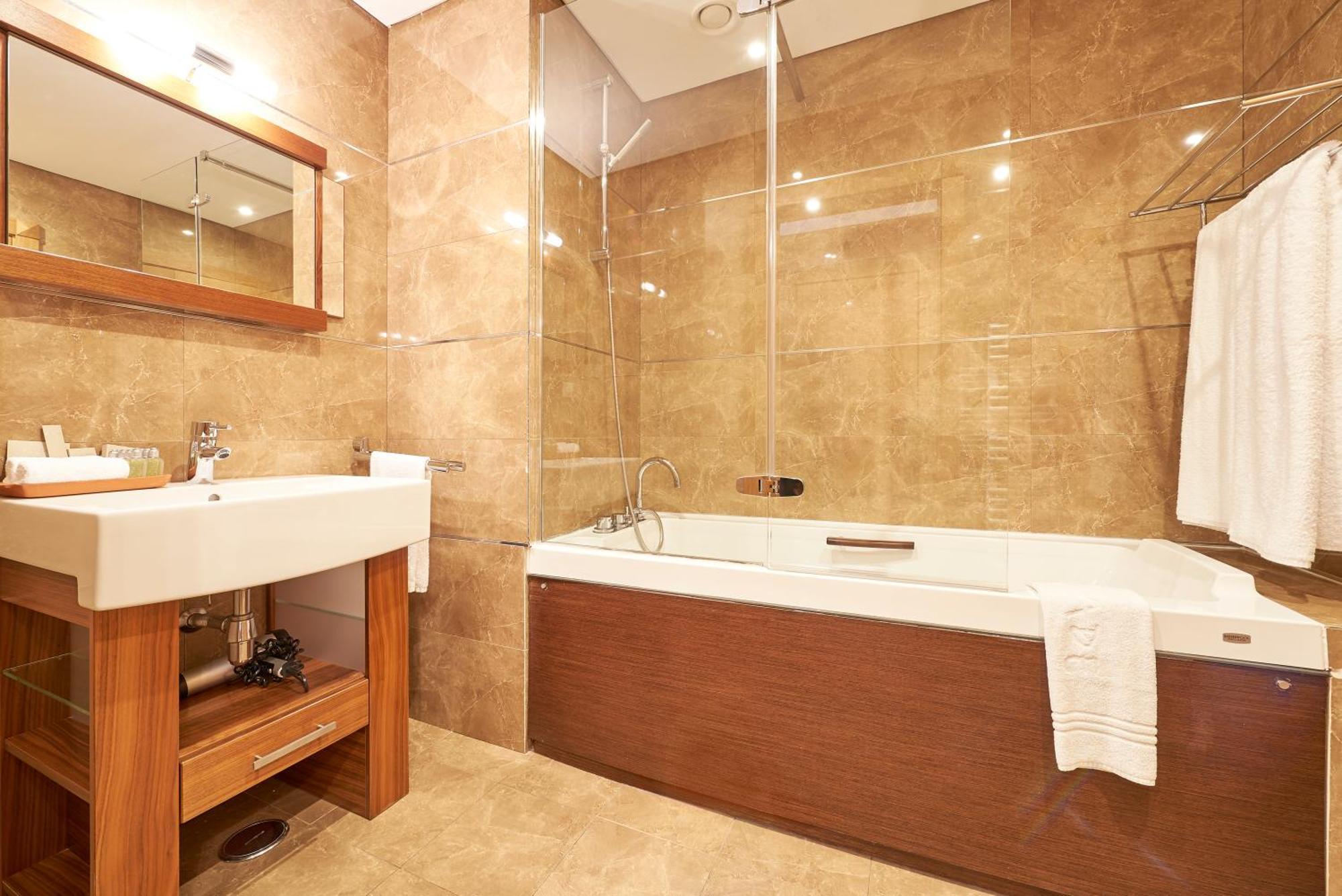 Two-Bedroom Apartment,1209232663:JPEG