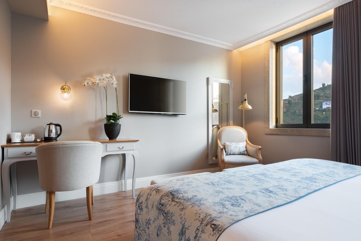 Double or Twin Room River View