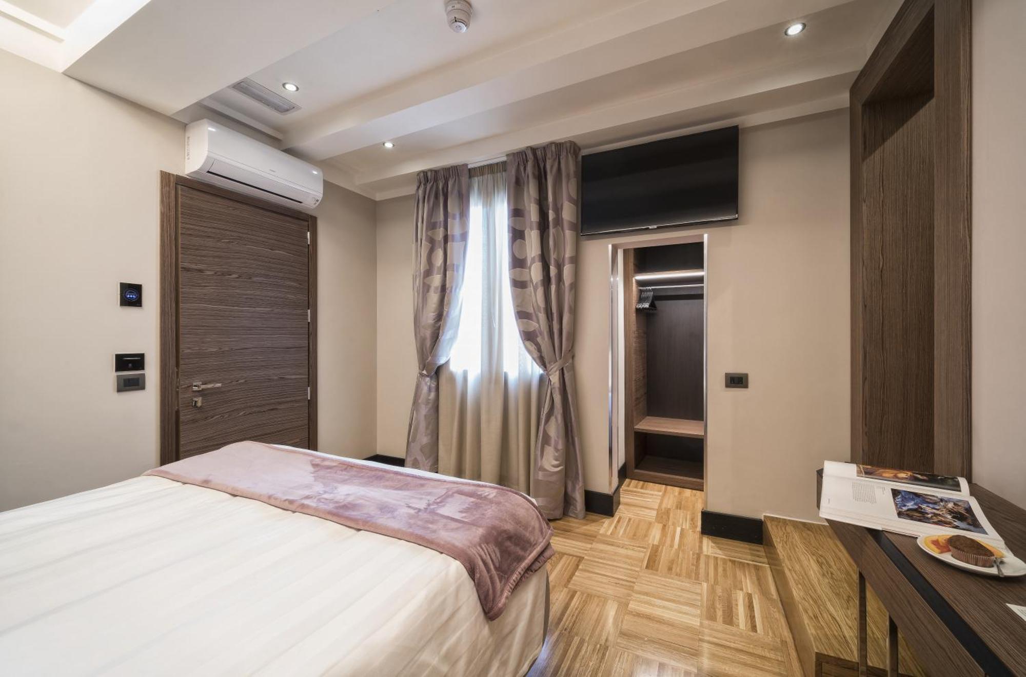 Small Double Room