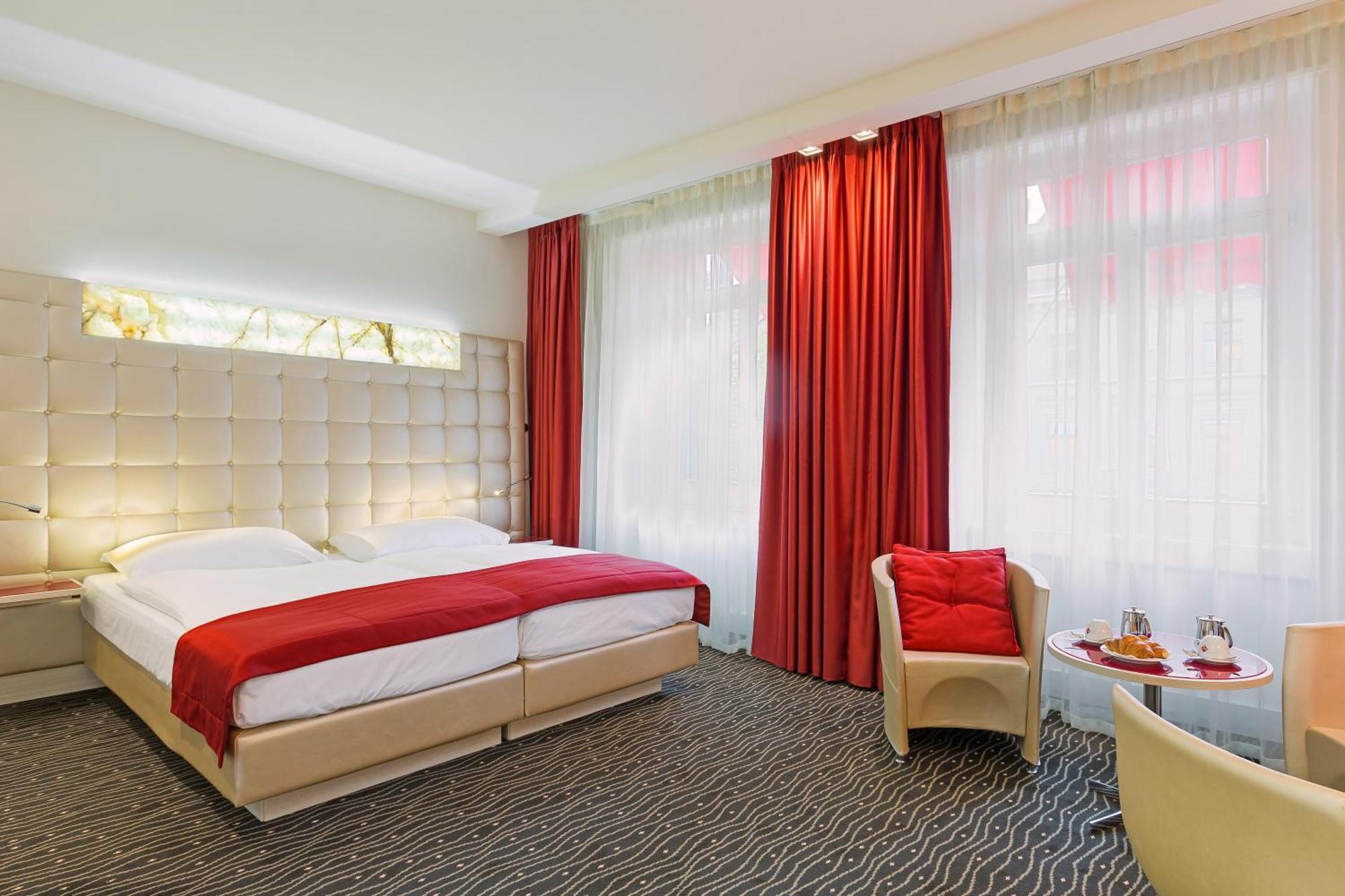 Double Room with Top View and Balcony,1227627020:JPEG