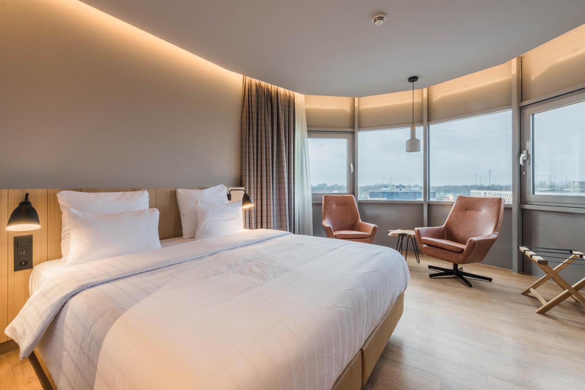 Quarto Superior com Cama de Casal ou 2 de Solteiro