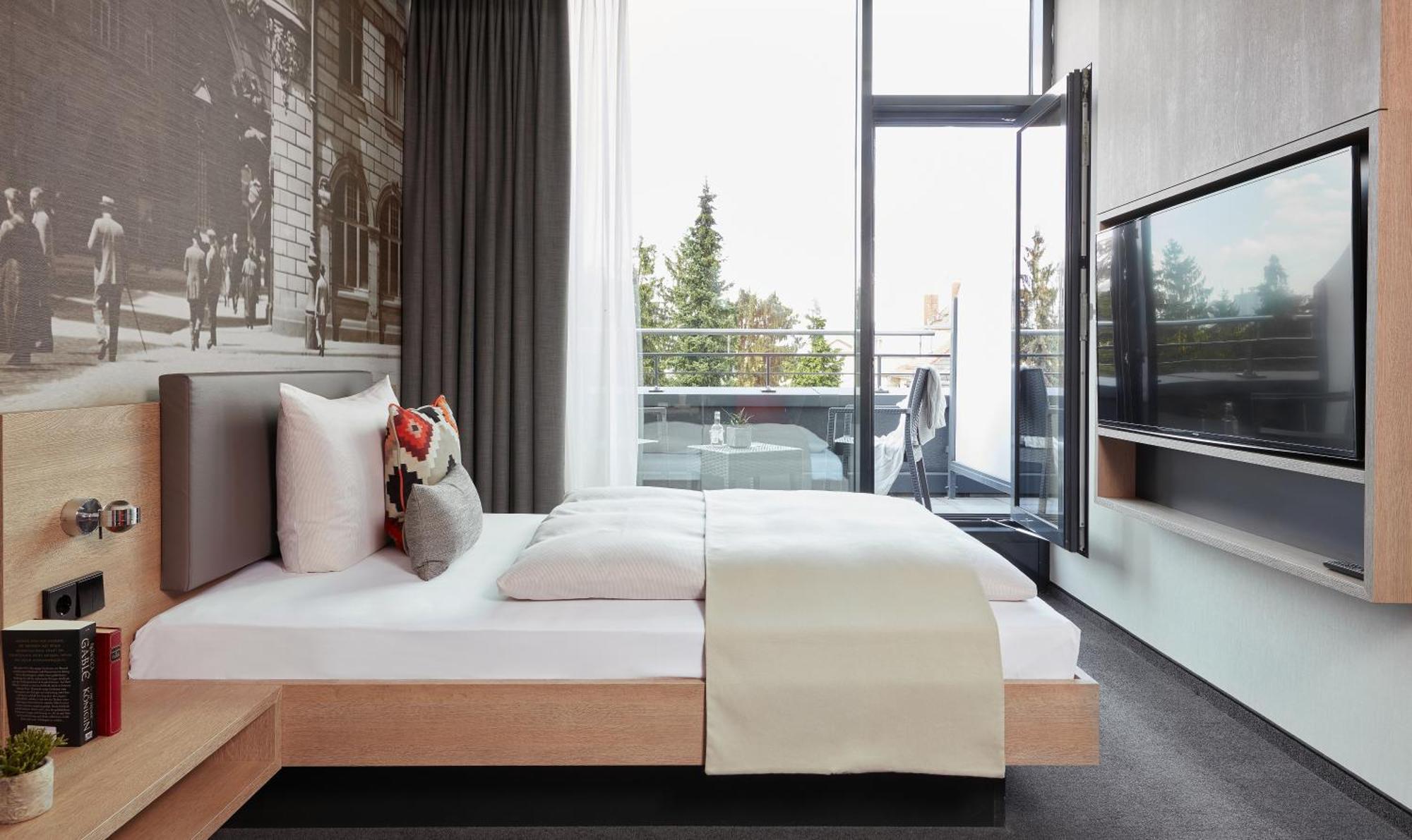 Deluxe Single Apartment Long