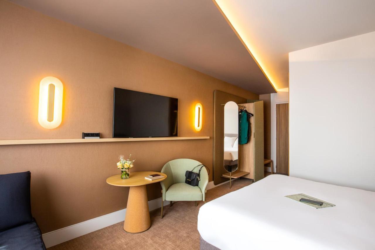 Chambre Supérieure avec 1 Lit Double et 2 Canapés-Lits