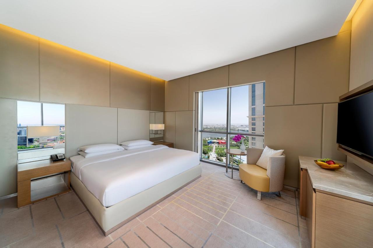 King Room with Club access-50% Discount on Grand Hyatt Water Park  & 20% Discount on Food & Beverage (Valid Till August 2026)