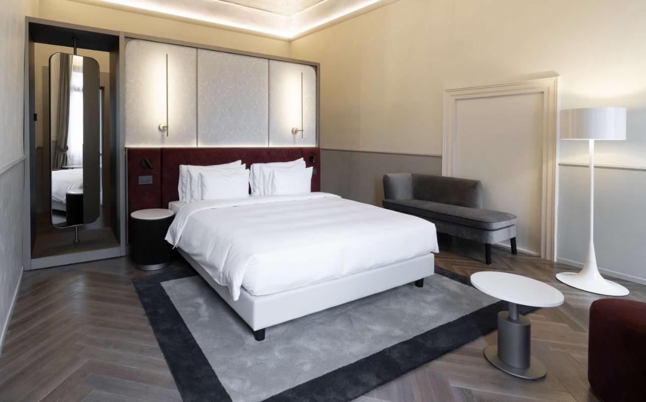 Junior Suite Canal View