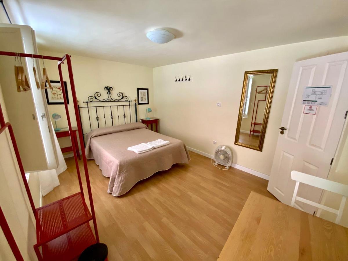 Budget Double Room with shared bathroom (no TV, no sink)