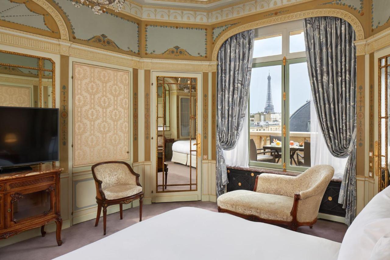 Boudoir Room Terrace Eiffel Tower,1270174162:JPEG
