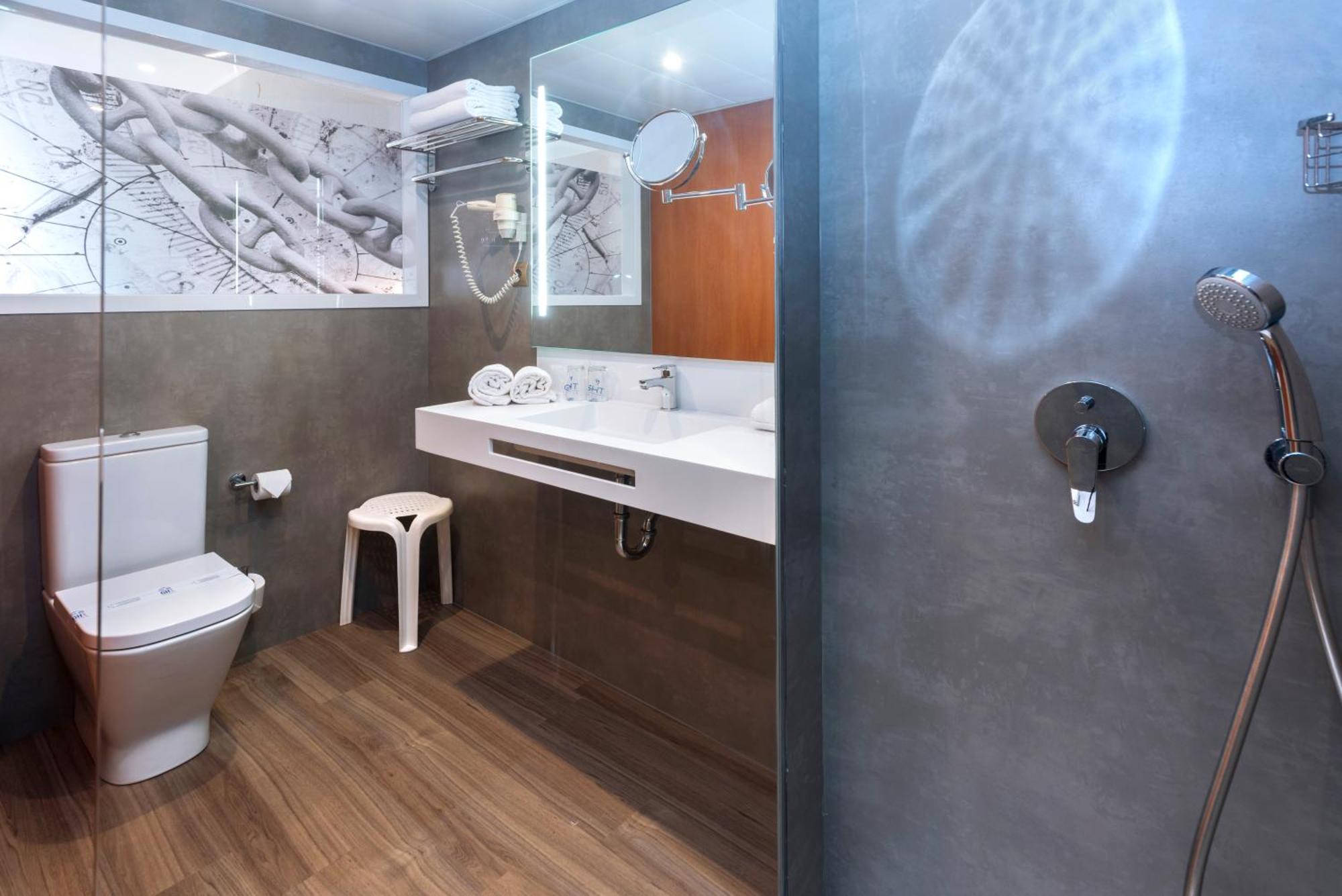 Double or Twin Room with Balcony and Pool View,1548635926:JPEG