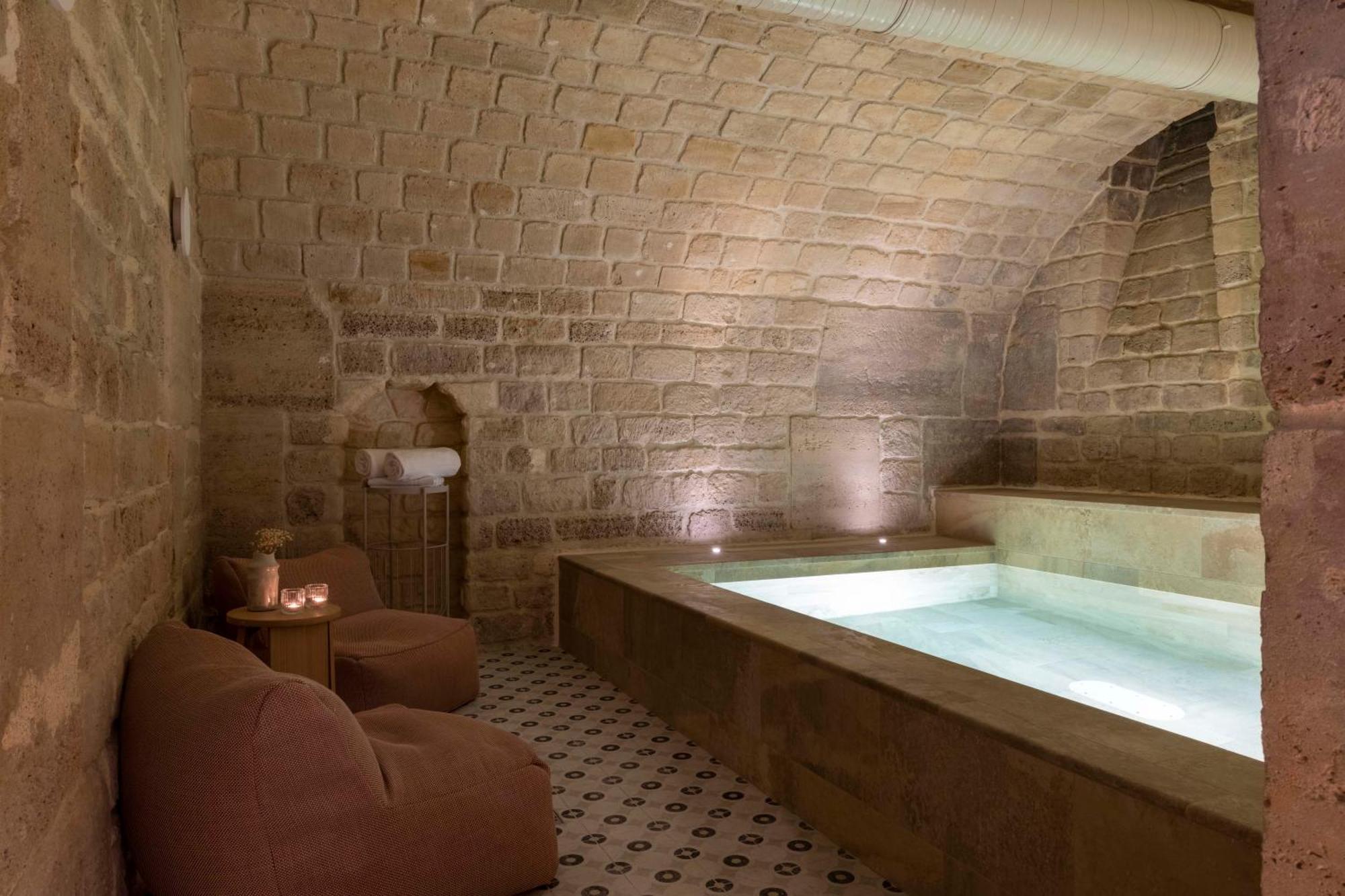 Quadruple Room Sauna Access
