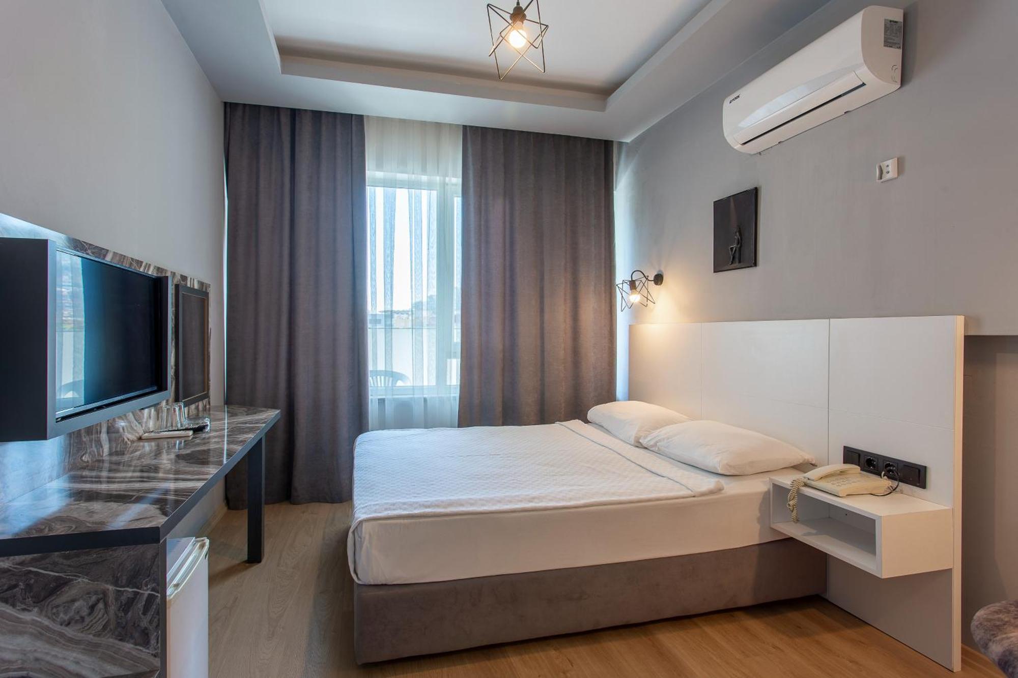 Budget Single Room,1274979847:JPEG