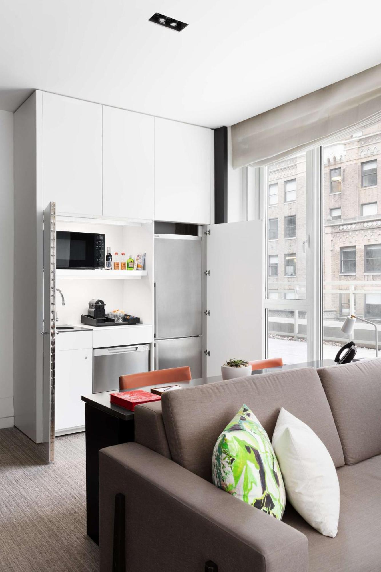 Andaz Suite,1758349653:JPEG