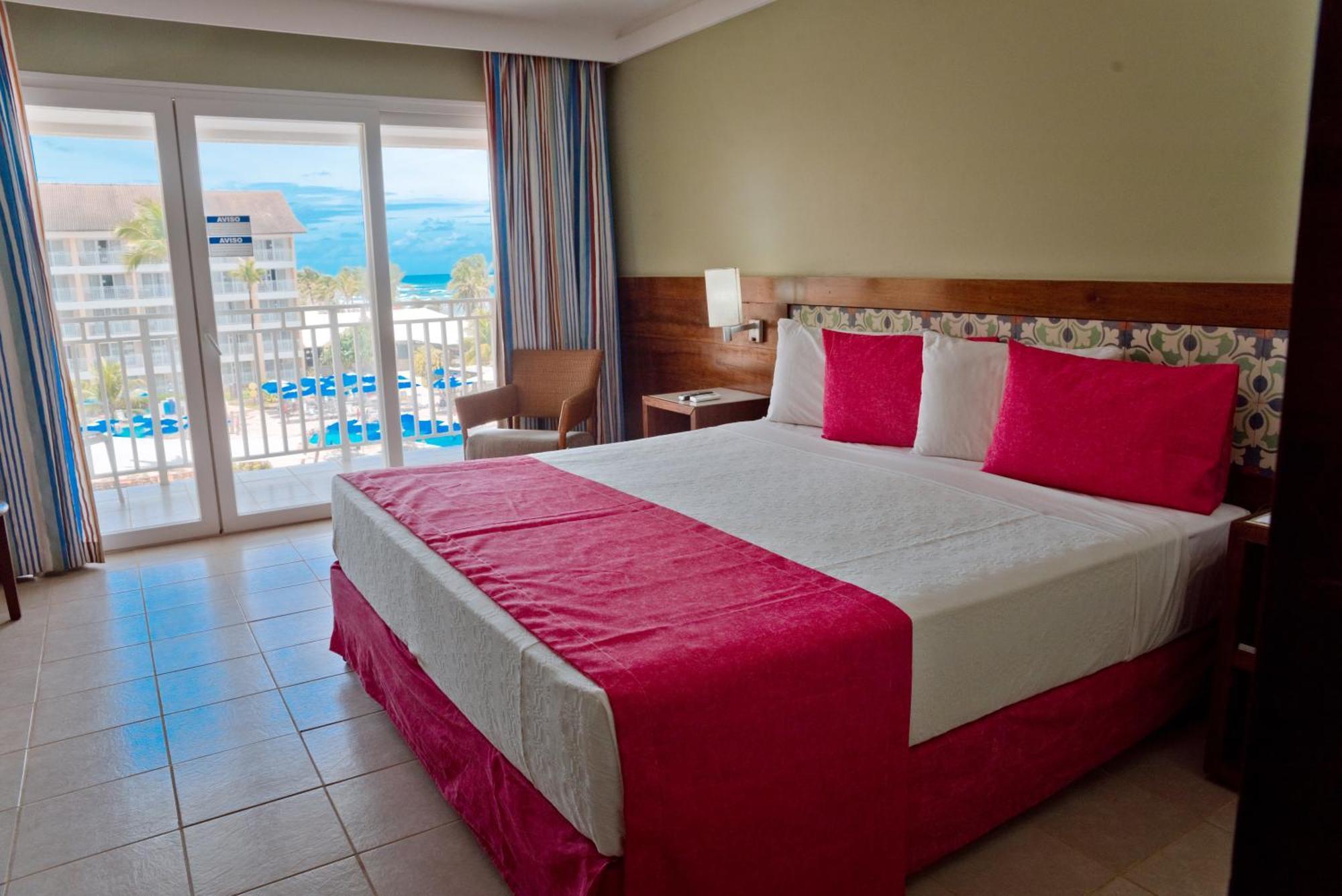 Chambre Supérieure - Vue Latérale sur Mer