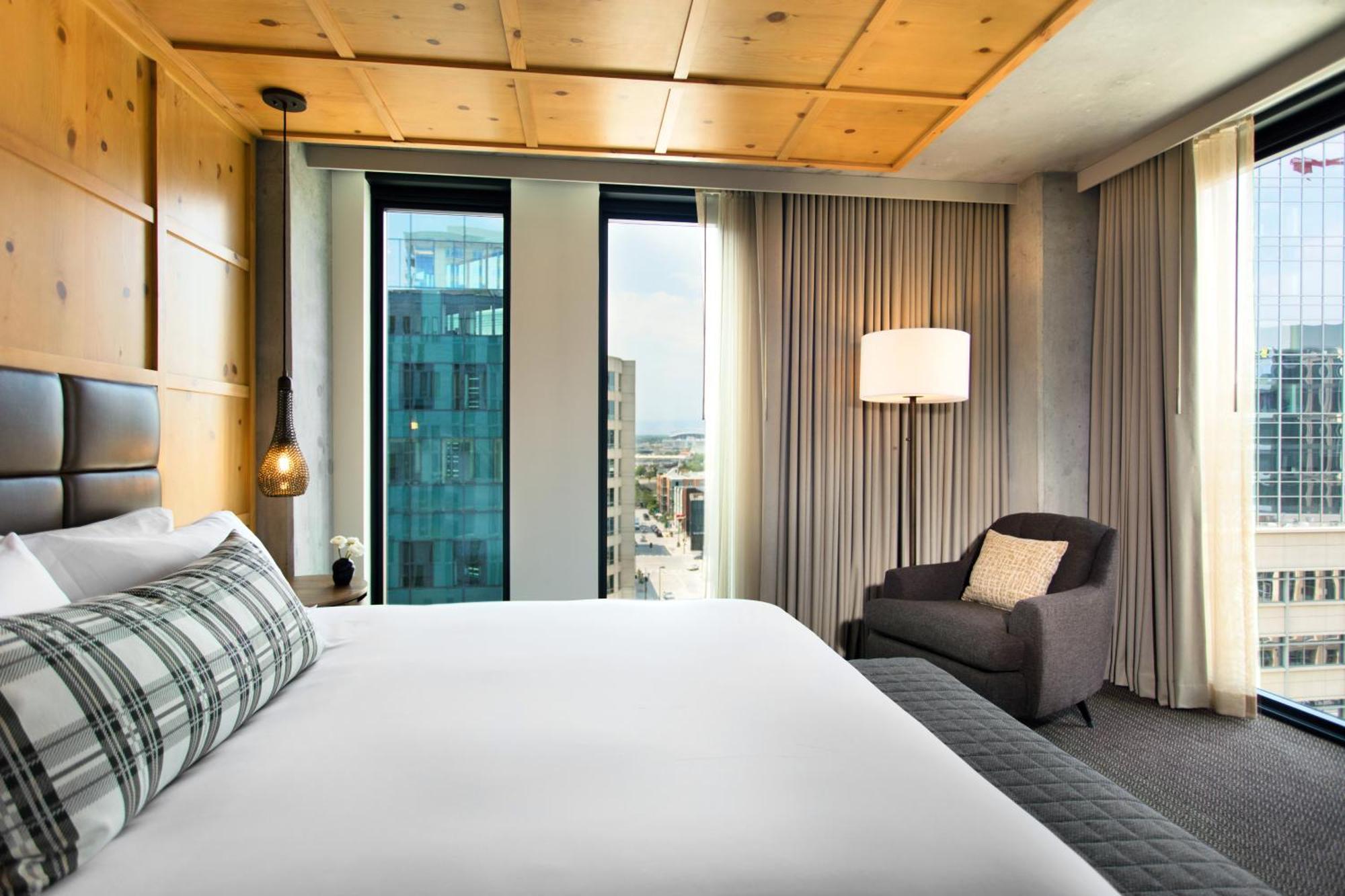 Luxury 1 King Mountain View,1280420752:JPEG