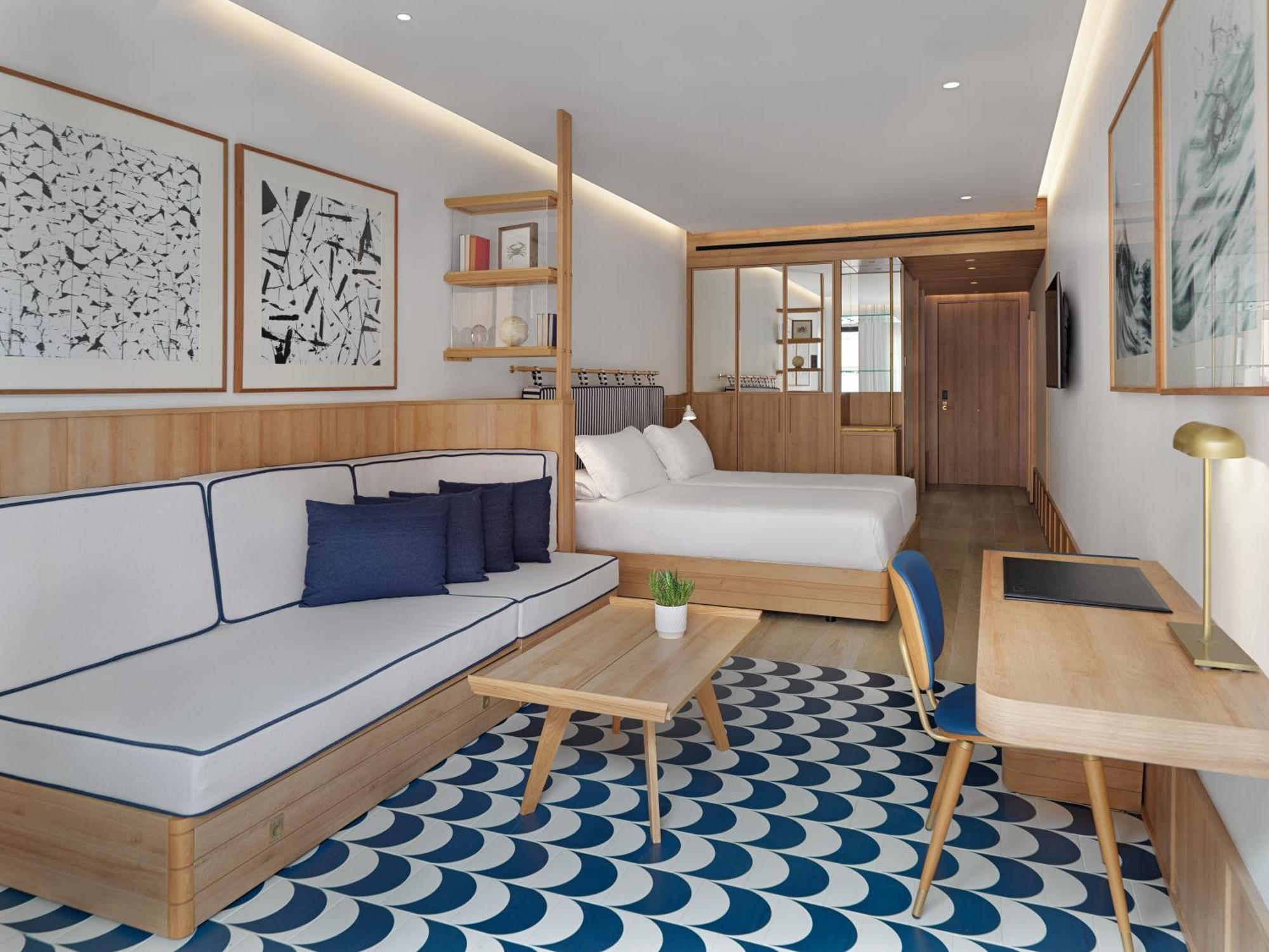 Junior Suite met Terras (2 Volwassenen + 2 Kinderen tot 11 Jaar)