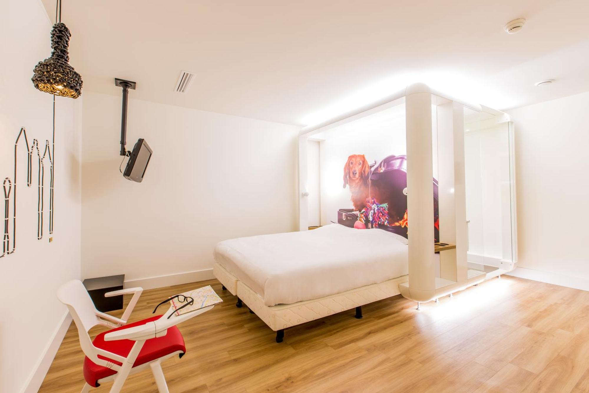 Standard Double Room No Window