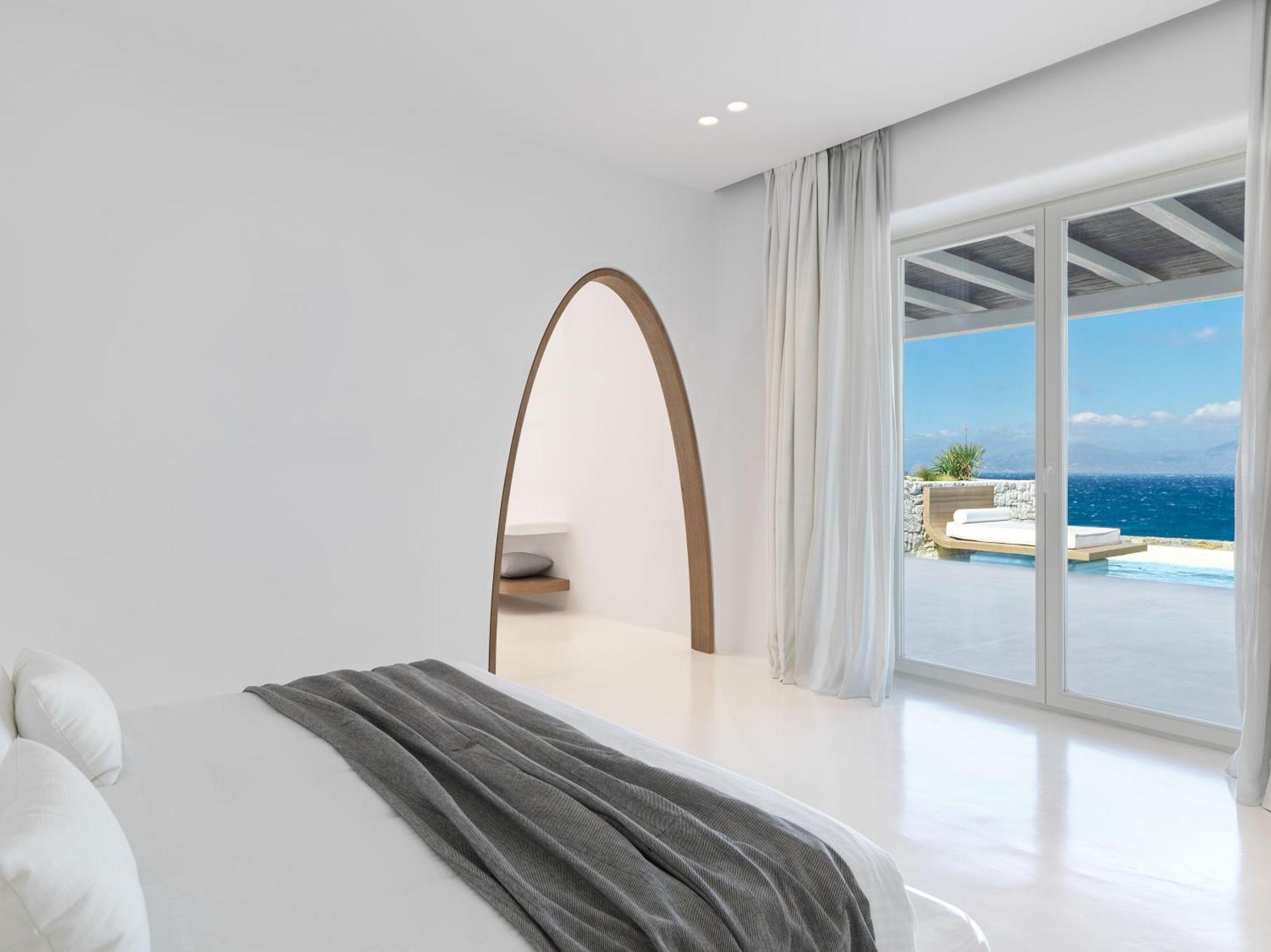 Honeymoon Suite Private Heated Pool Sea View