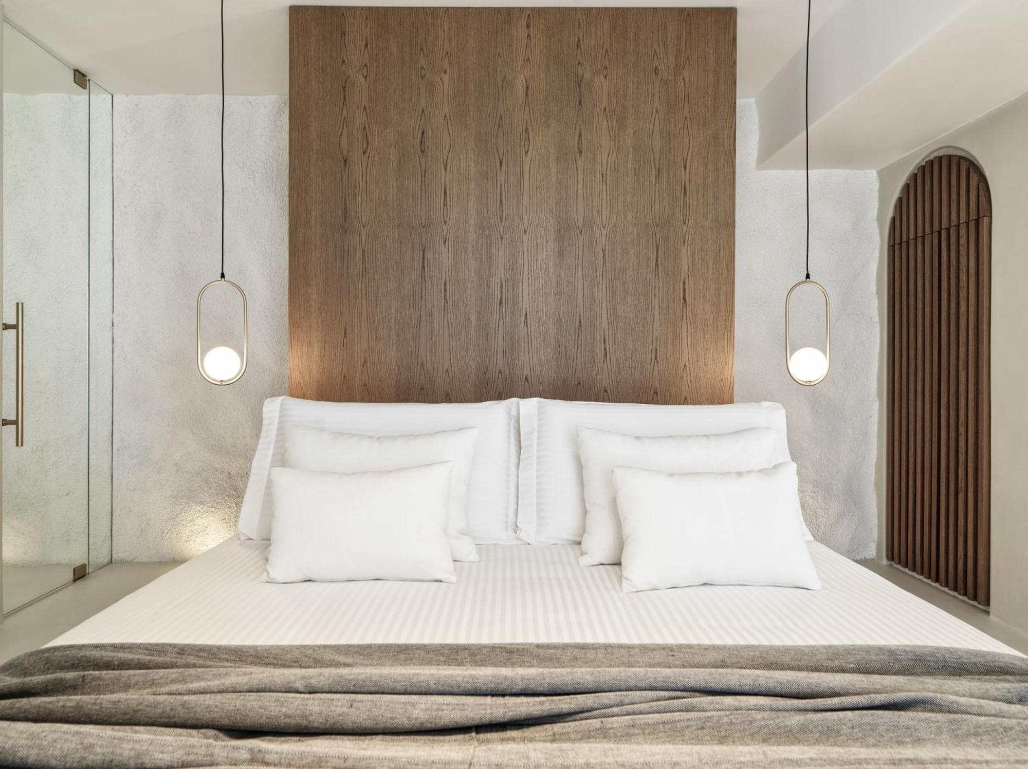 Signature Suite Private Heated Pool Sea View