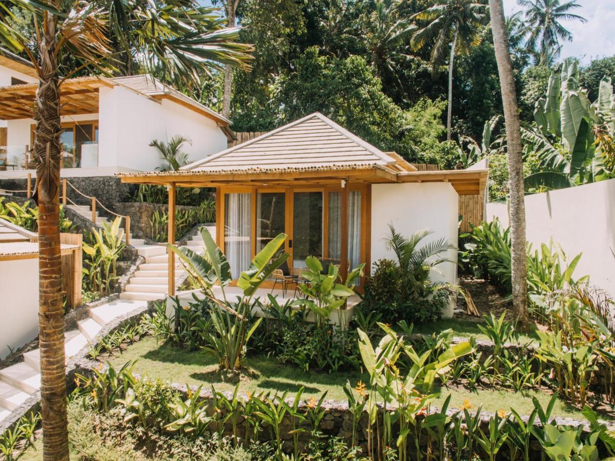 Jungle Bungalow Garden View