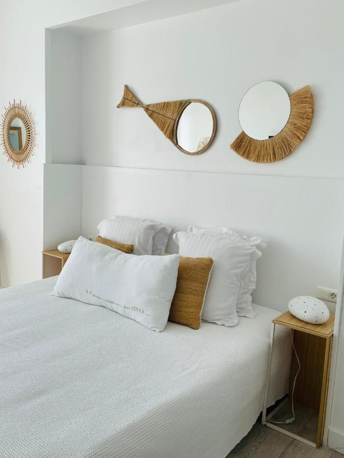 Classic Room with Sea View and Balcony,1307466679:JPEG