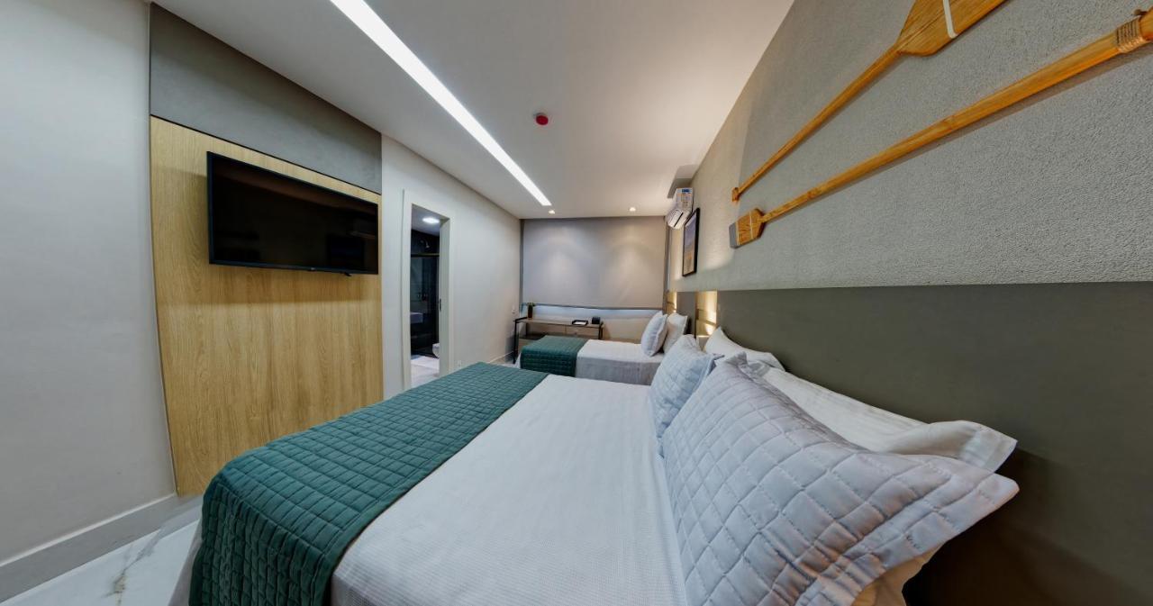 Standard Suite,1316755978:JPEG