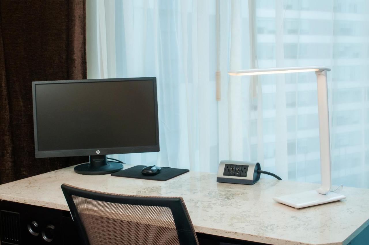 Queen Room - Non-Smoking,1317127612:JPEG