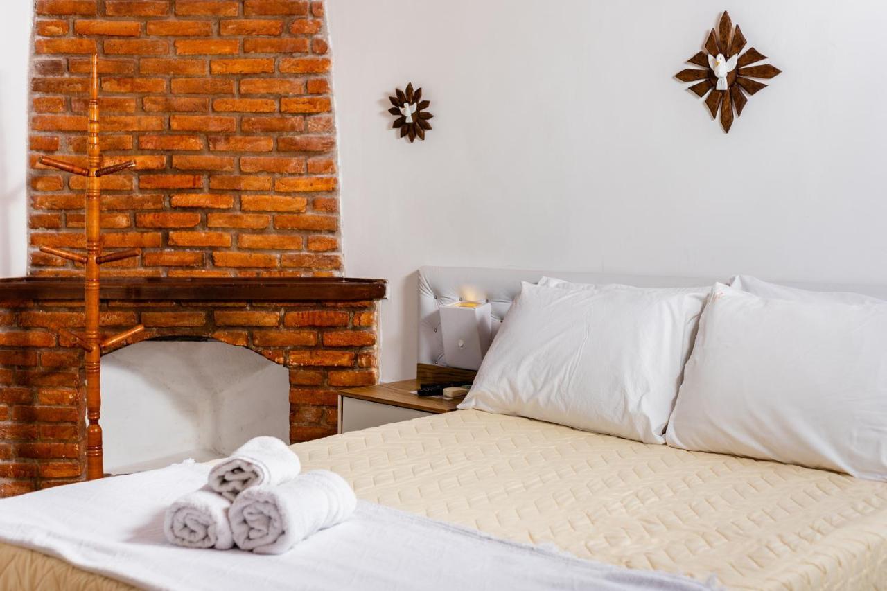 Quarto Duplo