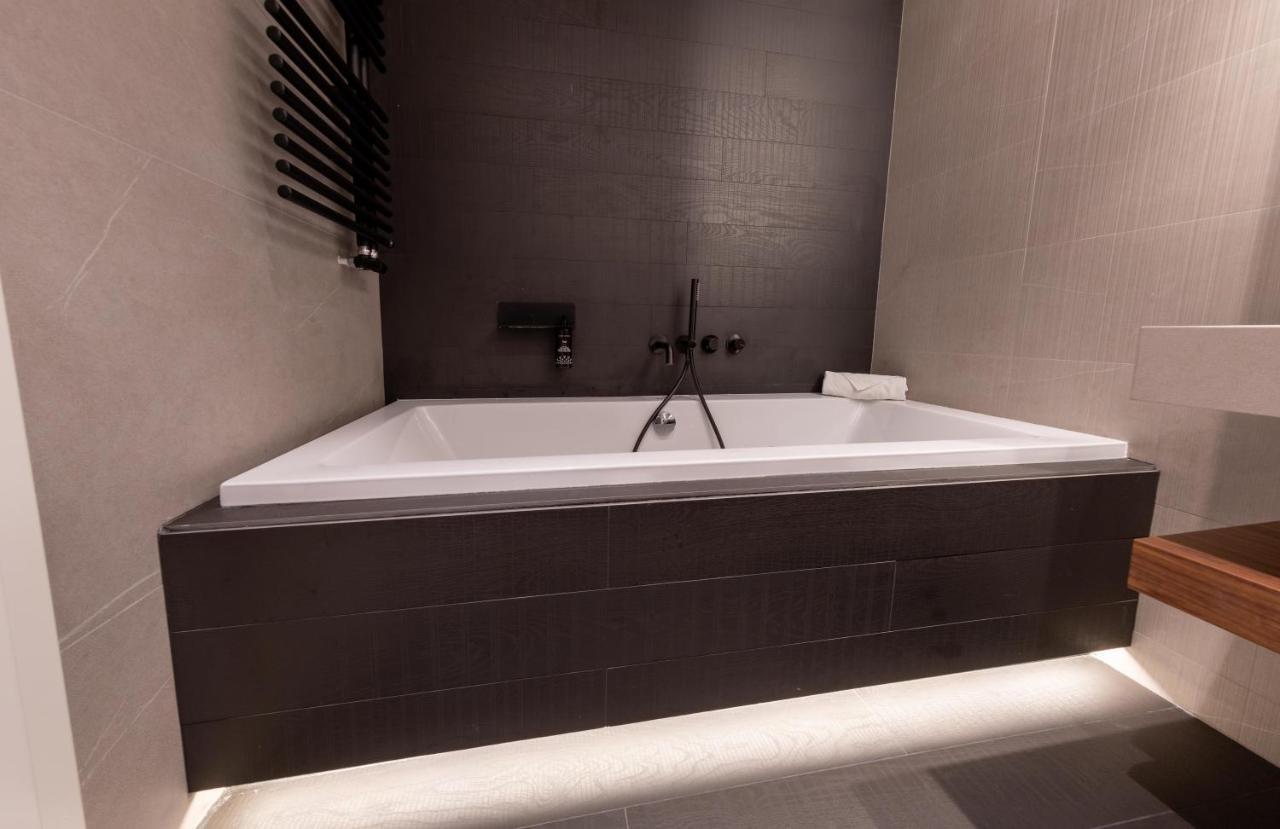 Deluxe Double or Twin Room Balcony