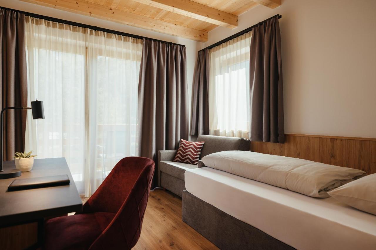 Large Single Room