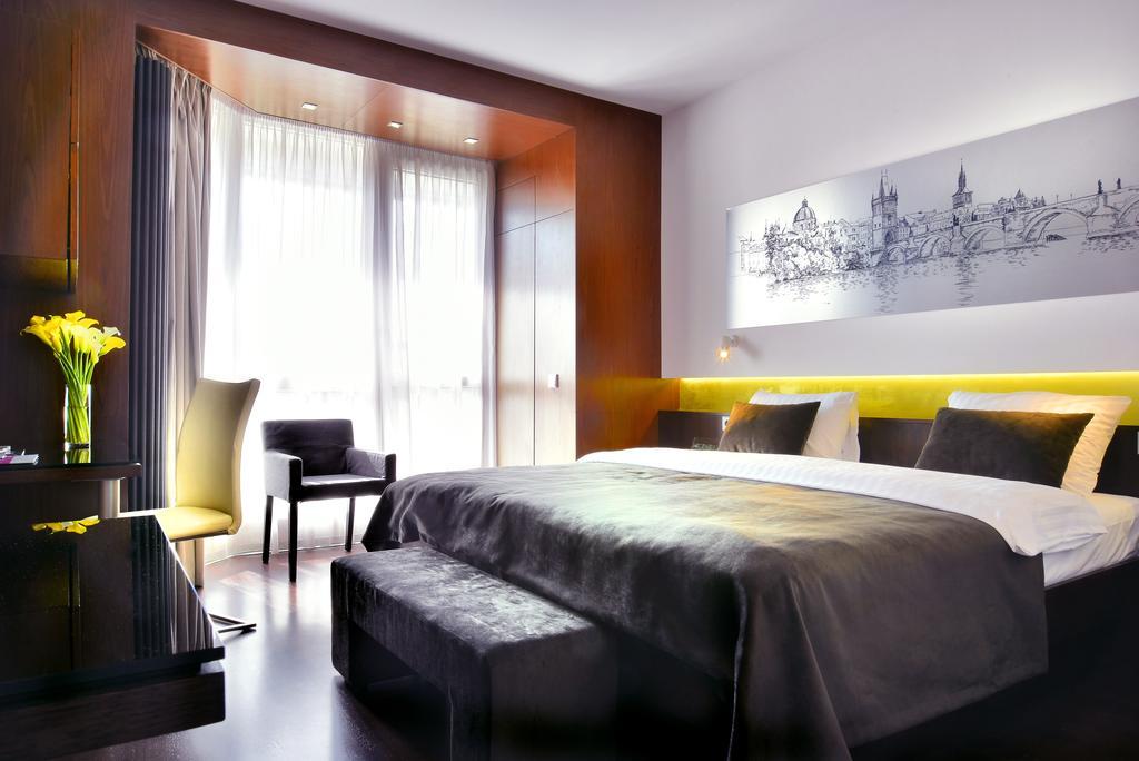 Executive Double Room,402805005:JPEG