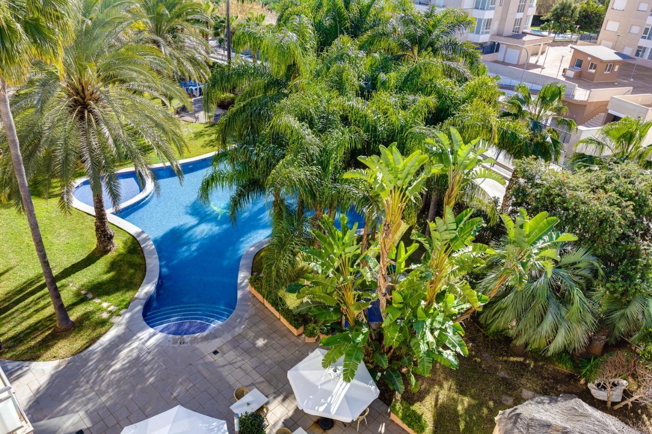 Standard Double or Twin Room Garden View