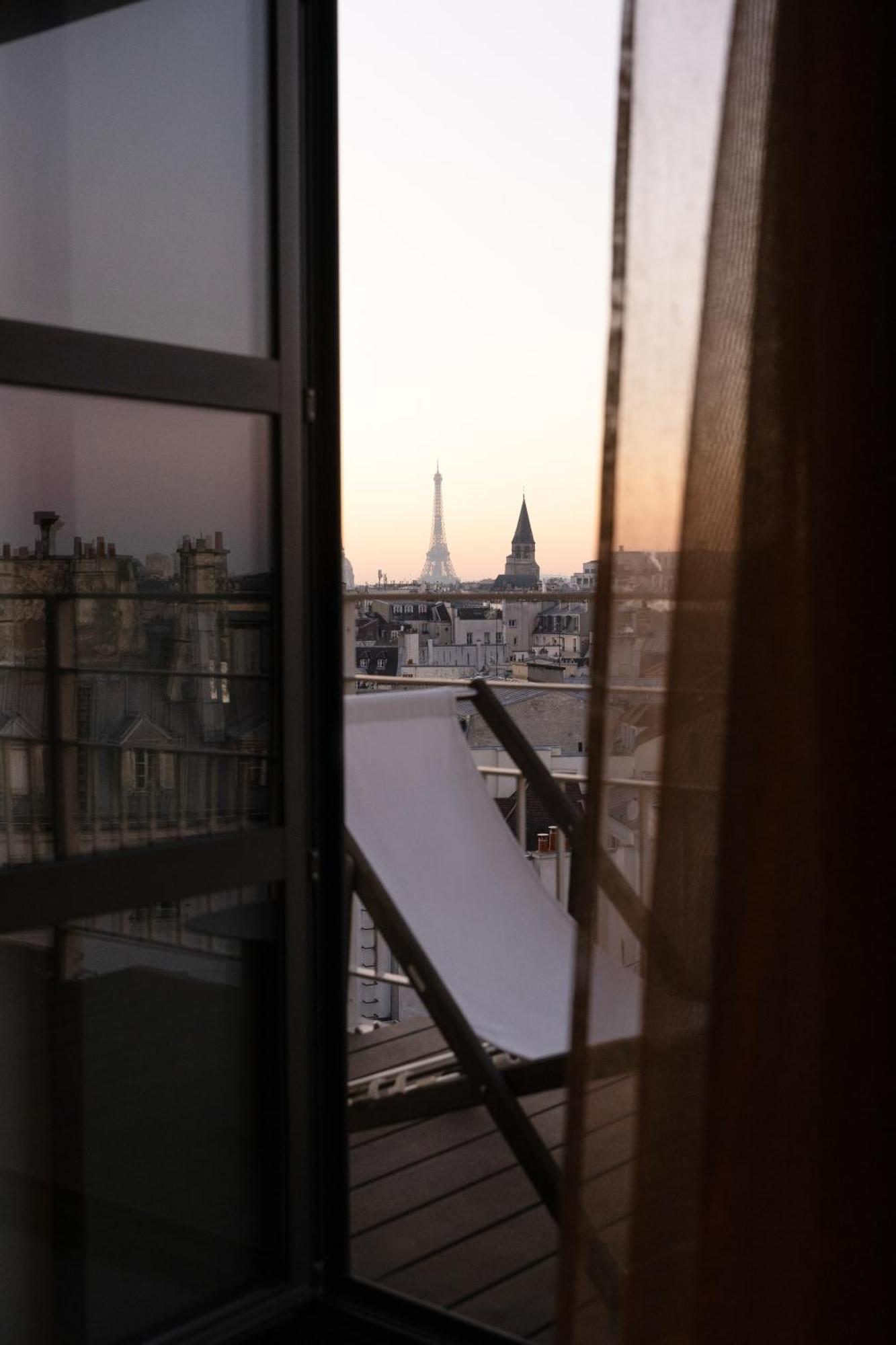 "Signature" Room Terrace Eiffel Tower View